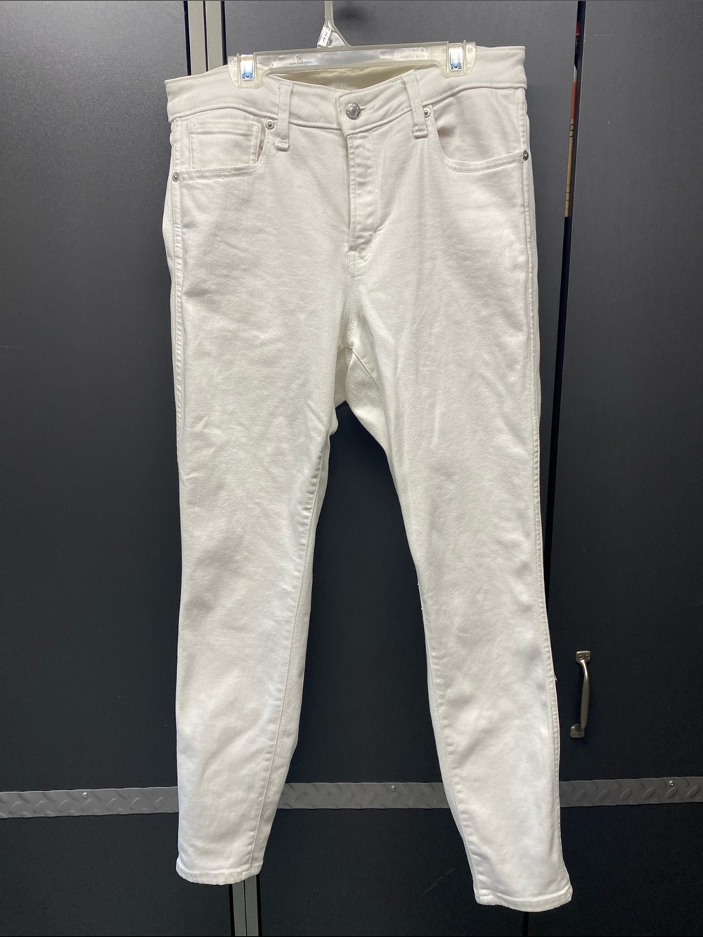 GAP White Denim Jeans with Contrast Metal Button